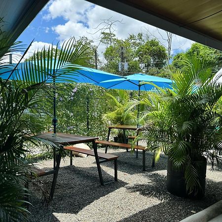 Pura Vibra Hostel La Fortuna Exterior photo